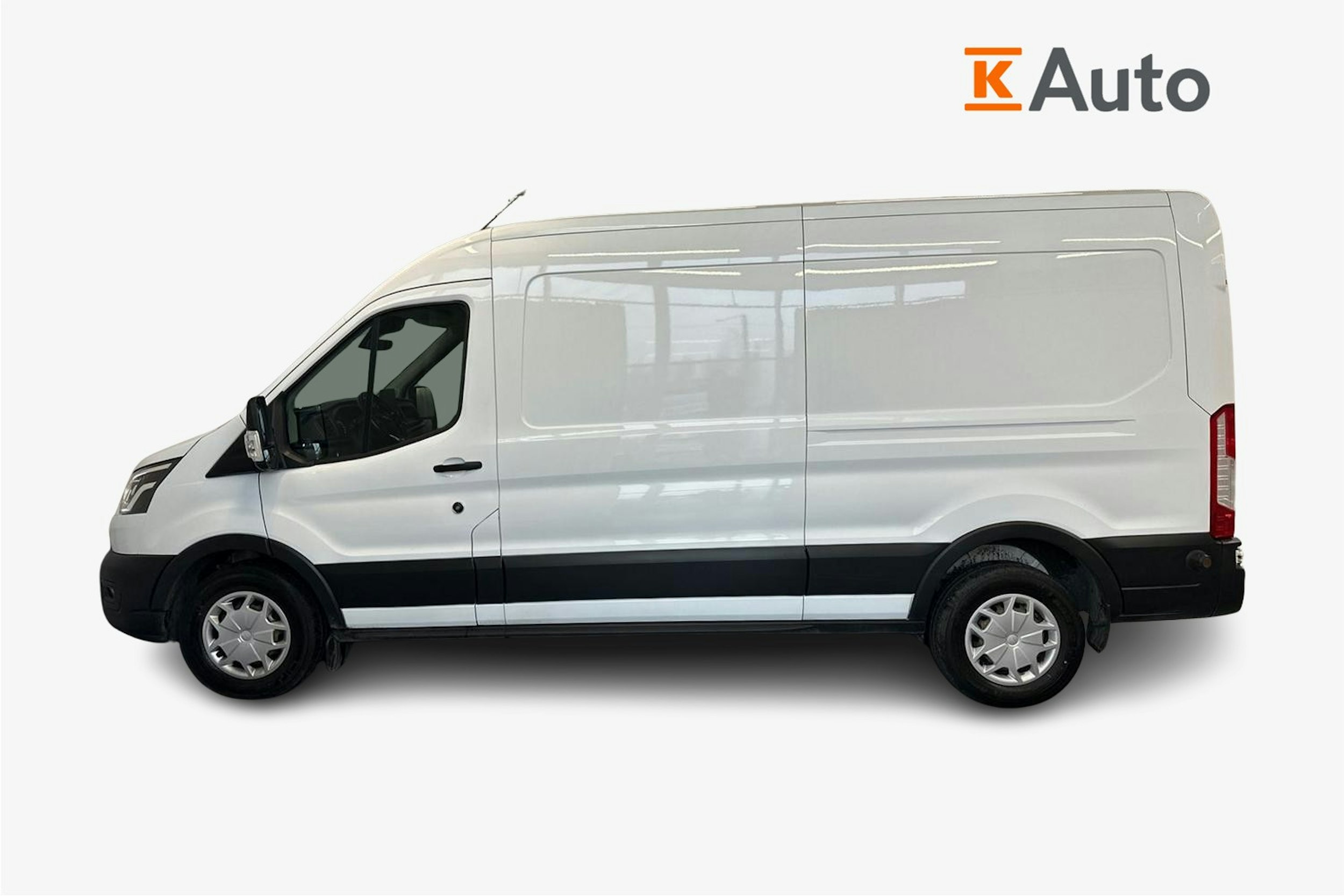 valkoinen Ford Transit 2021 kuva 6.