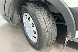 valkoinen Ford Transit 2021 kuva 11.