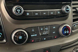 valkoinen Ford Transit 2021 kuva 26.