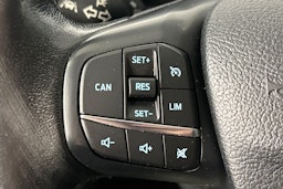 valkoinen Ford Transit 2021 kuva 28.