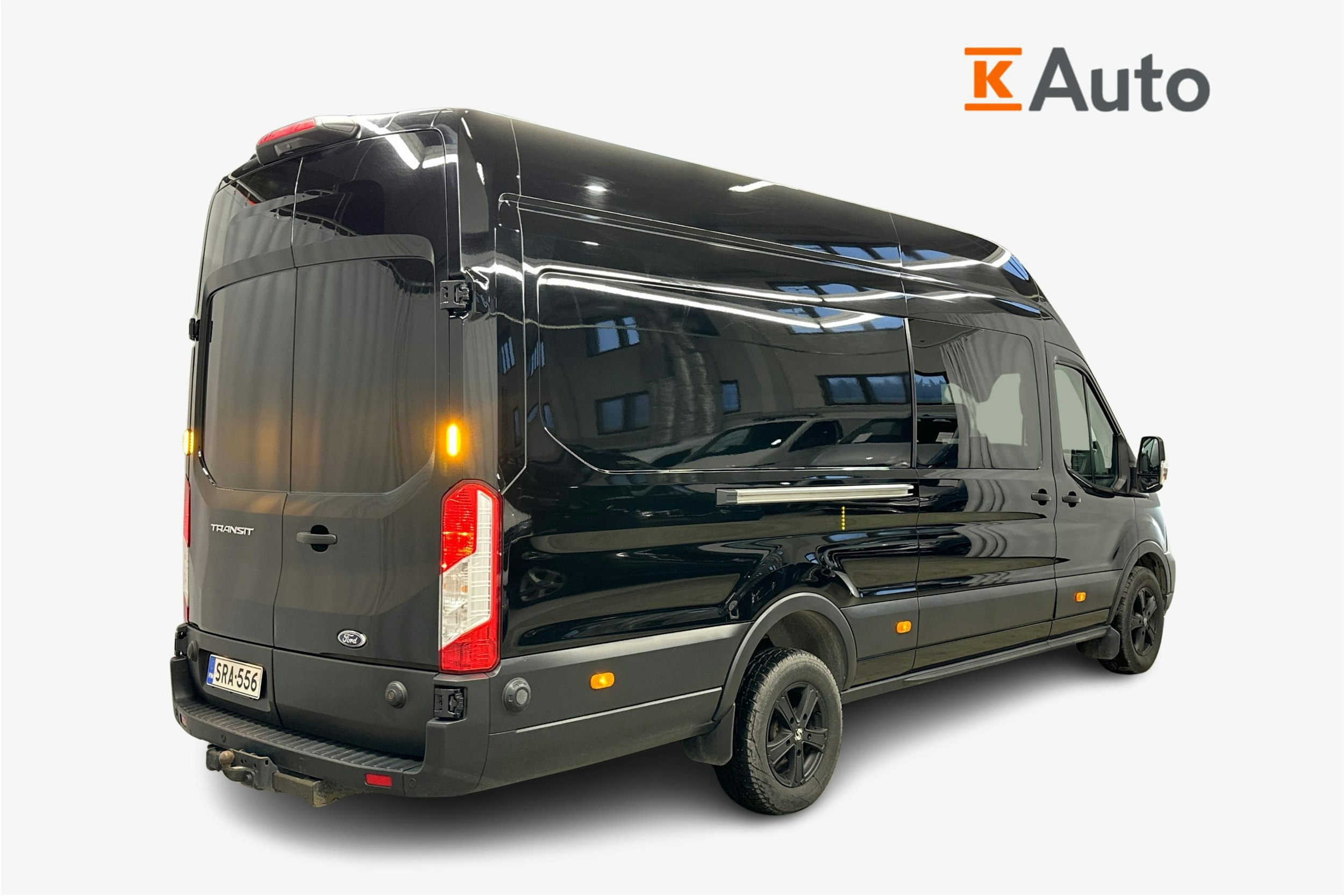 musta Ford Transit 2021 kuva 3.