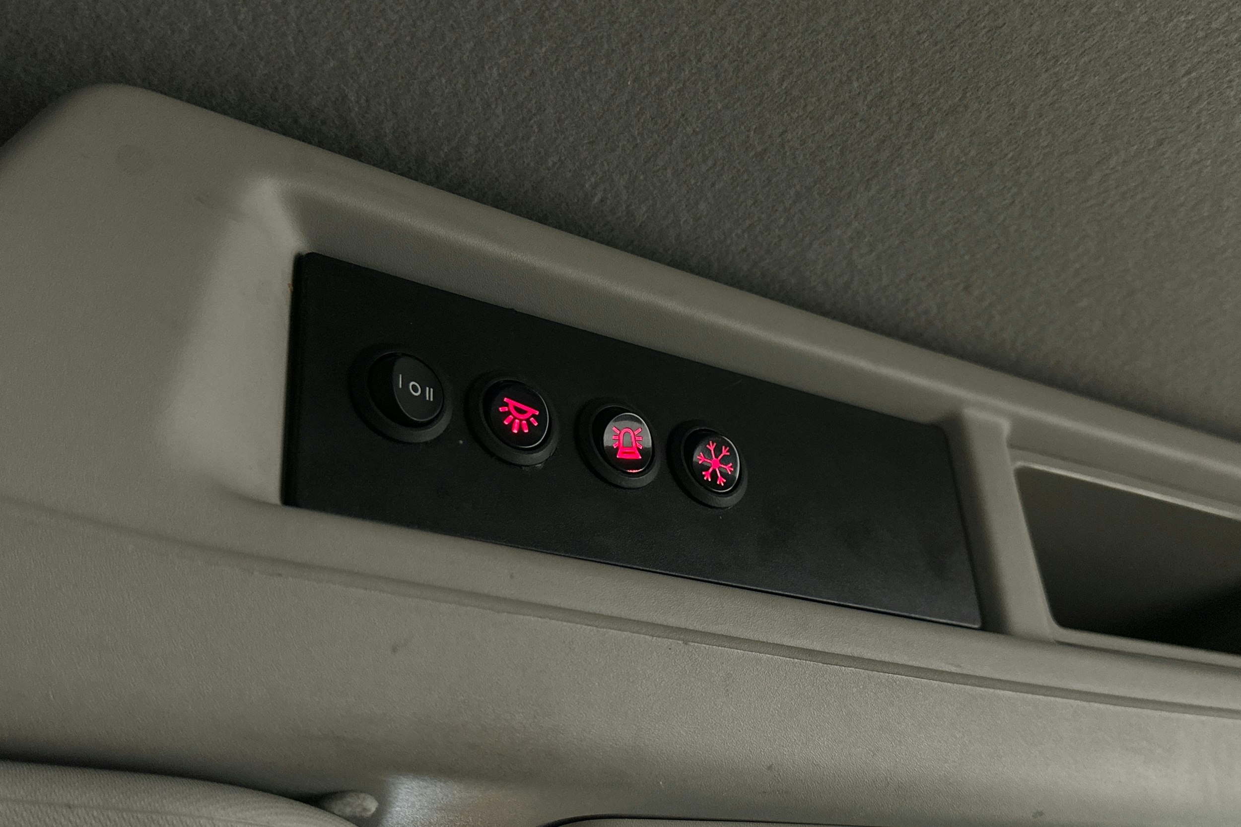 musta Ford Transit 2021 kuva 19.