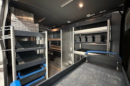 valkoinen Ford Transit 2022 kuva 10.