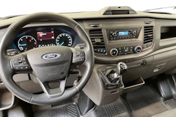 valkoinen Ford Transit 2022 kuva 9.