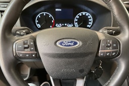valkoinen Ford Transit 2022 kuva 18.