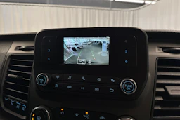 musta Ford Transit 2022 kuva 23.