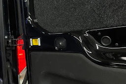 musta Ford Transit 2022 kuva 32.