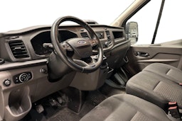 Harmaa Ford Transit 2022 kuva 3.