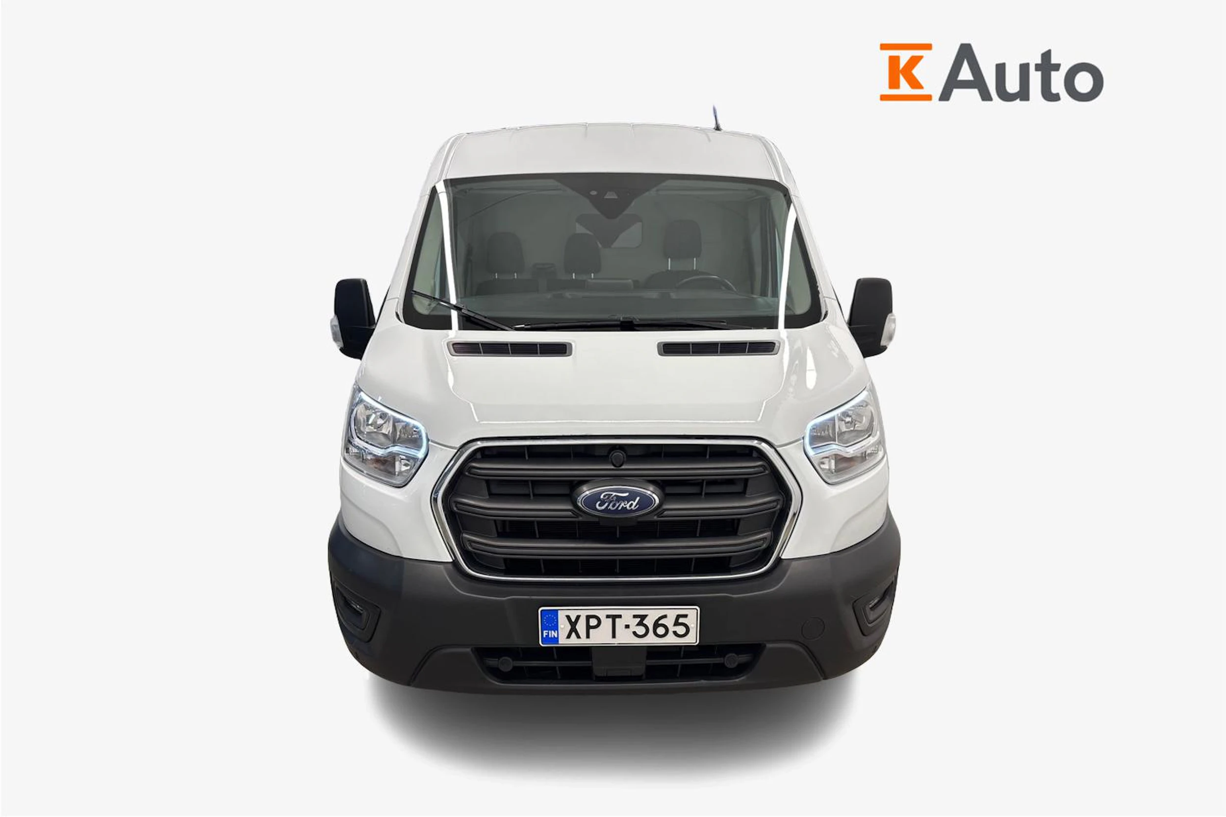 valkoinen Ford Transit 2022 kuva 5.