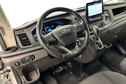 valkoinen Ford Transit 2022 kuva 9.