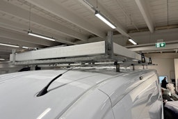 valkoinen Ford Transit 2022 kuva 18.