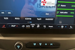 valkoinen Ford Transit 2022 kuva 26.