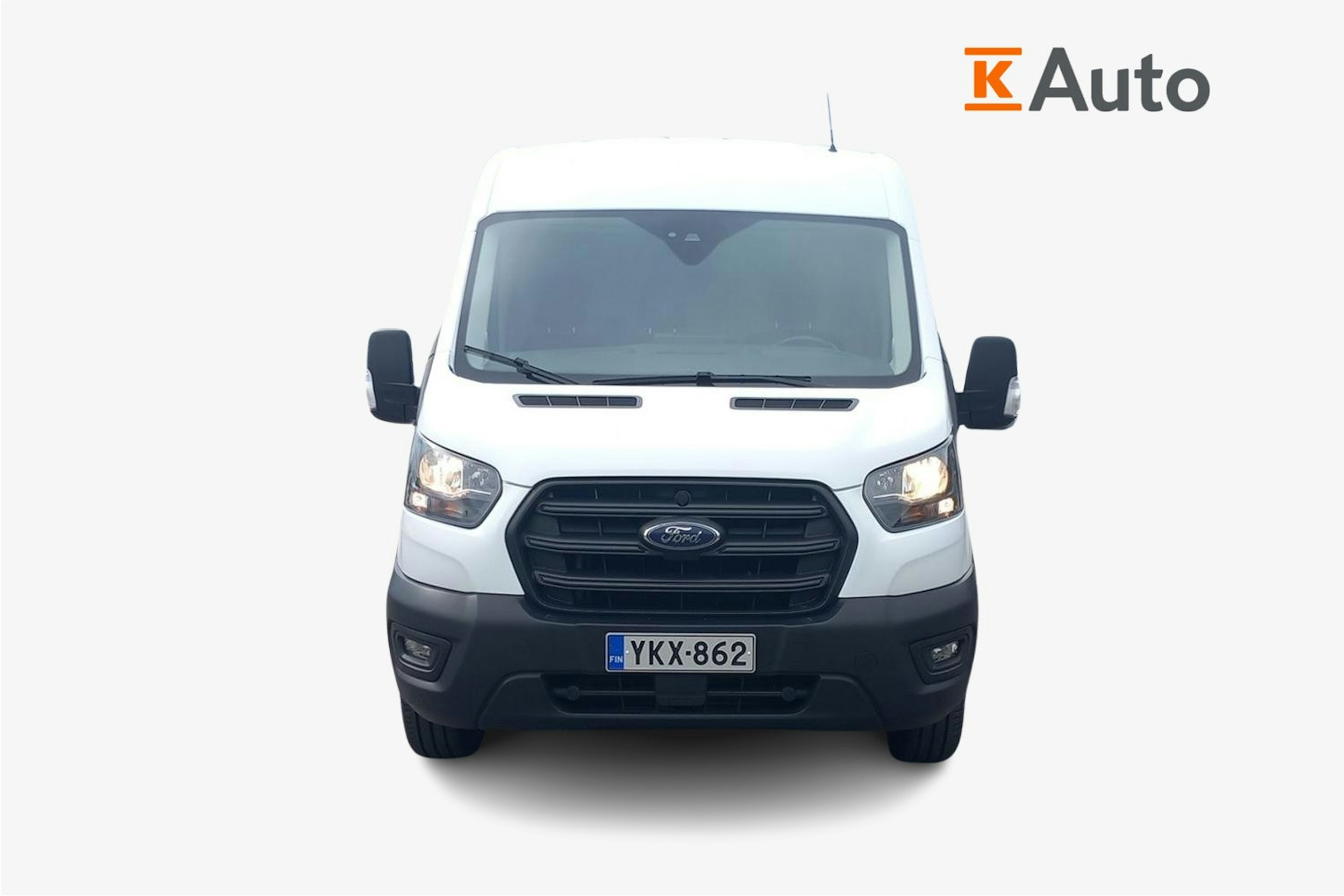 valkoinen Ford Transit 2022 kuva 5.