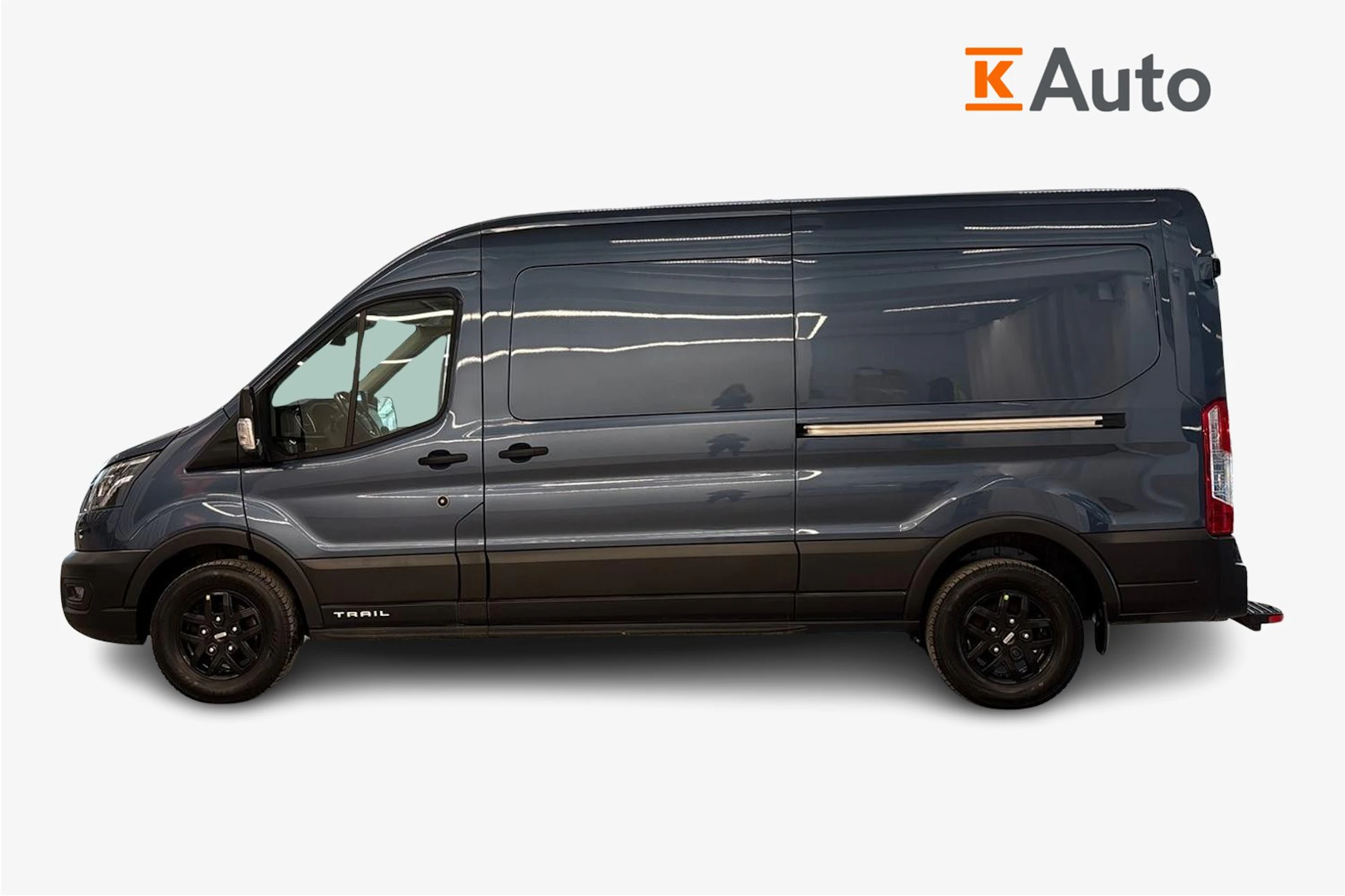 Sininen Ford Transit 2023 kuva 5.