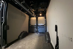 musta Ford Transit 2023 kuva 10.