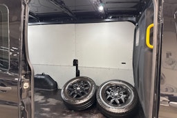 Musta Ford TRANSIT 2023 kuva 13.