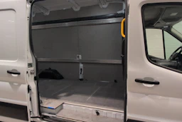 Valkoinen Ford TRANSIT 2023 kuva 22.