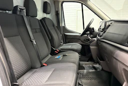 Valkoinen Ford TRANSIT 2023 kuva 23.
