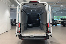 Valkoinen Ford TRANSIT 2023 kuva 27.