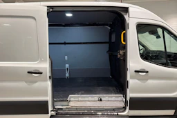 Valkoinen Ford TRANSIT 2023 kuva 24.