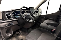 musta Ford Transit 2023 kuva 3.
