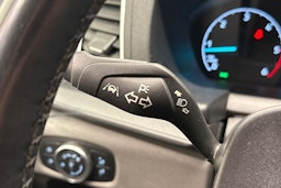 musta Ford Transit 2023 kuva 19.