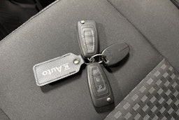 musta Ford Transit 2023 kuva 23.