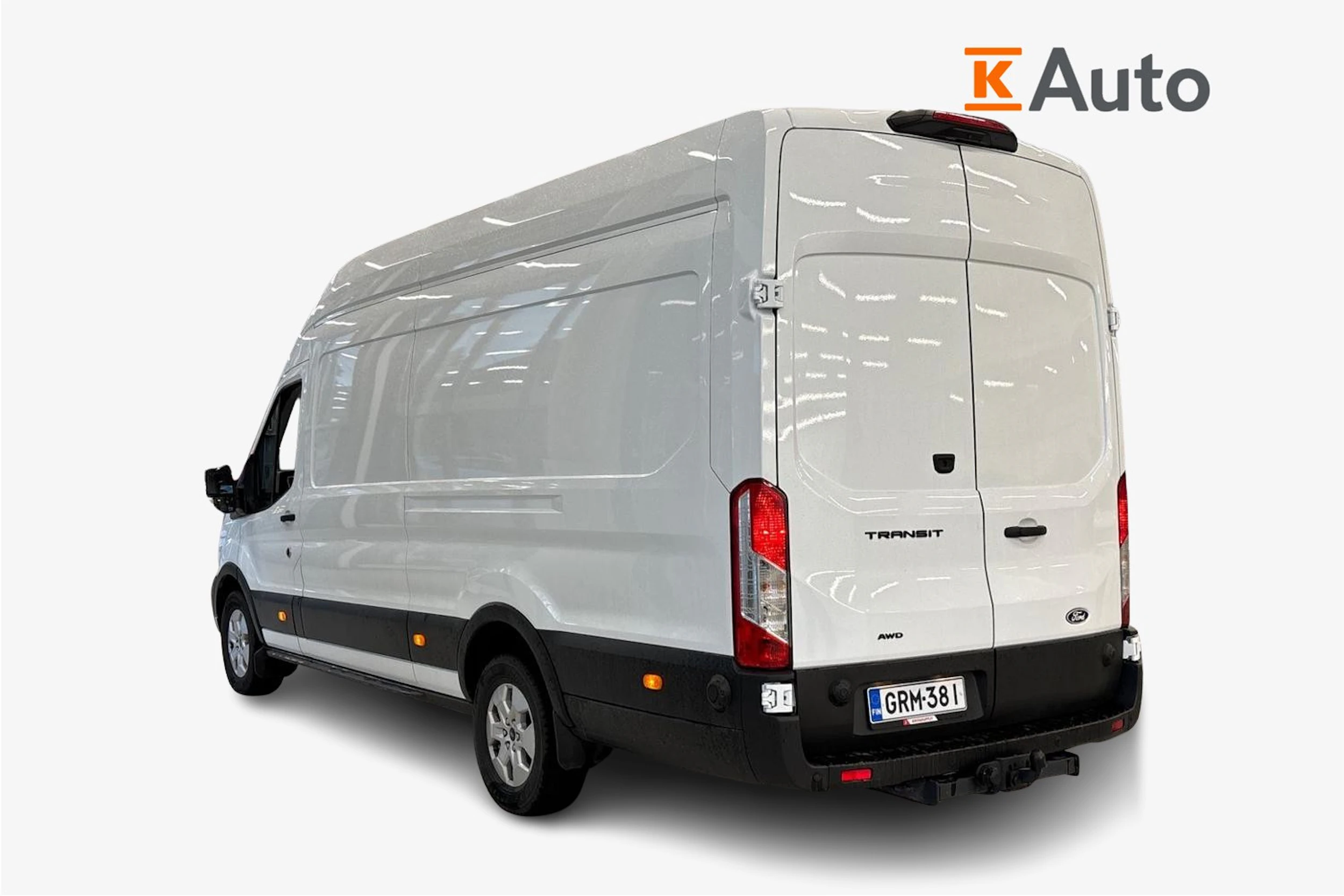 valkoinen Ford Transit 2026 kuva 2.