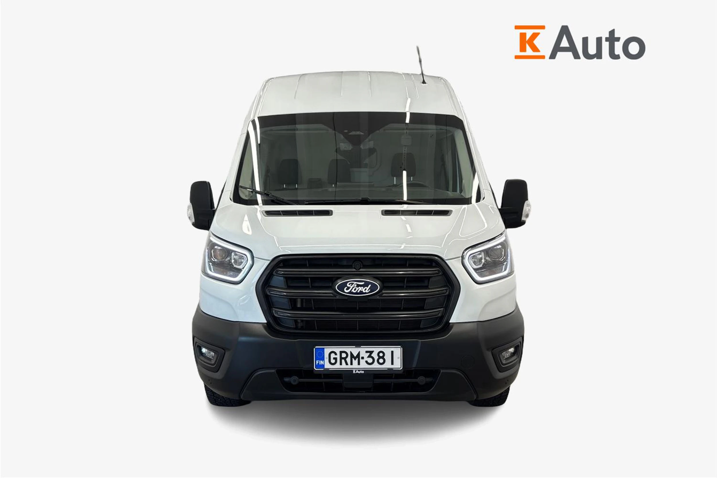valkoinen Ford Transit 2026 kuva 4.