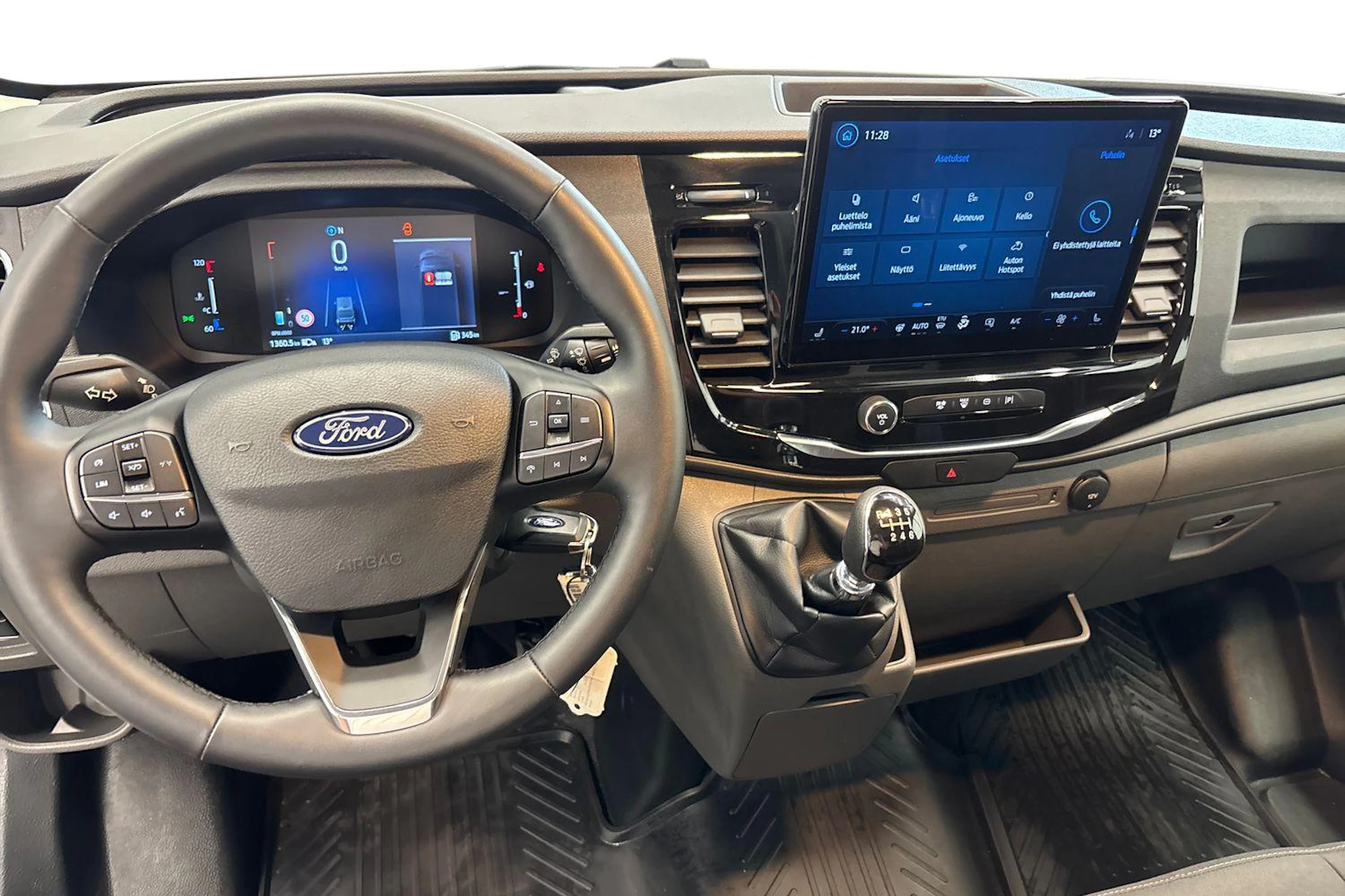 valkoinen Ford Transit 2026 kuva 7.