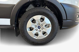 valkoinen Ford Transit 2026 kuva 9.