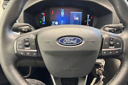 valkoinen Ford Transit 2026 kuva 13.