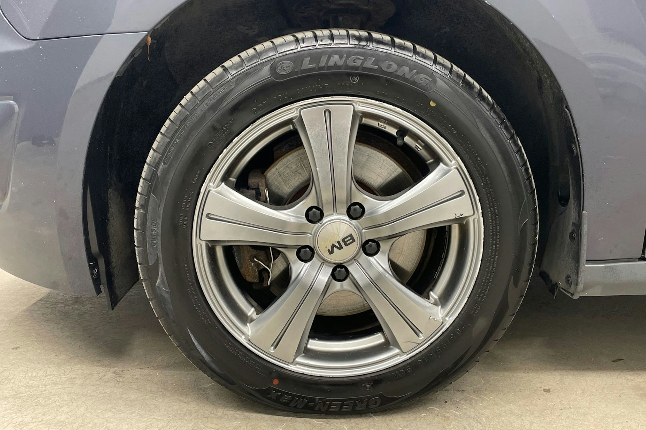 harmaa Ford Transit Connect 2014 kuva 11.