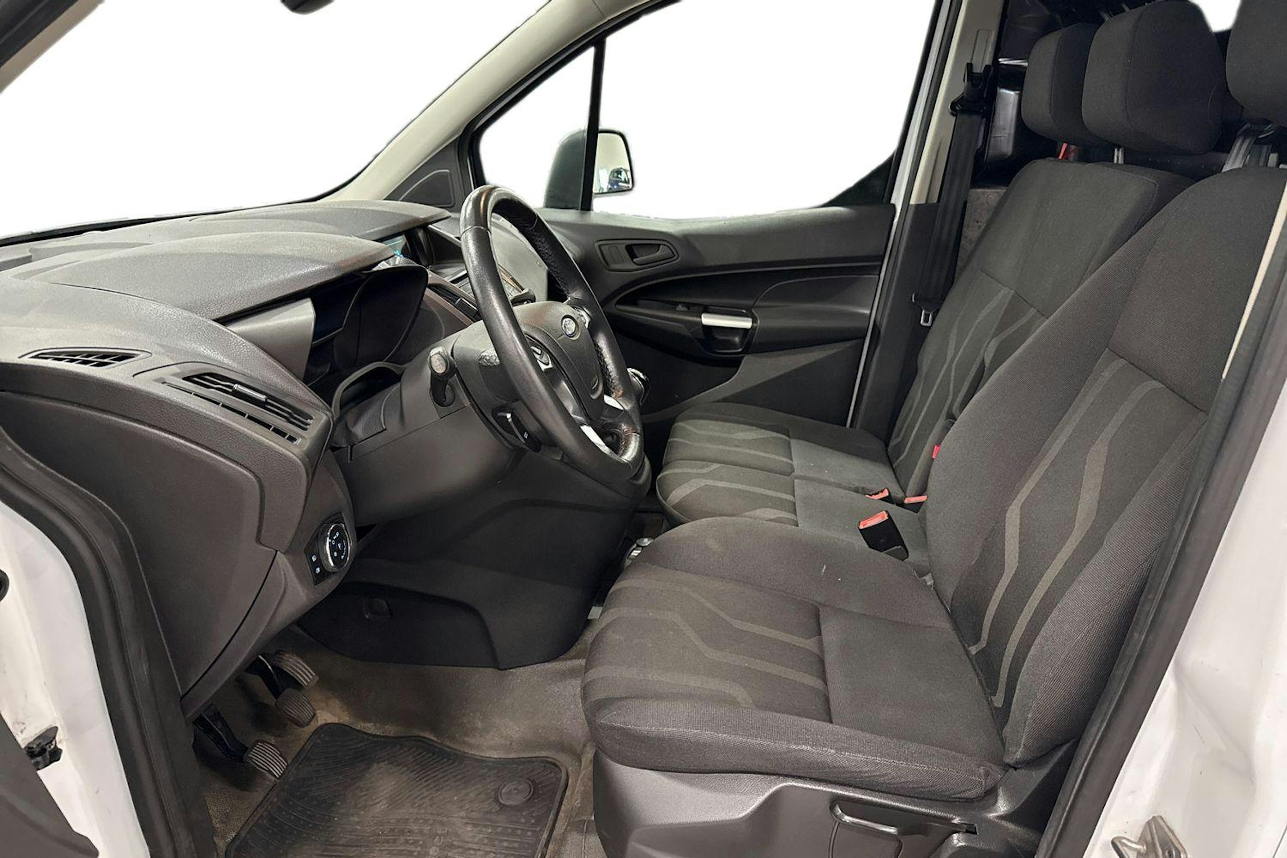 valkoinen Ford Transit Connect 2015 kuva 8.