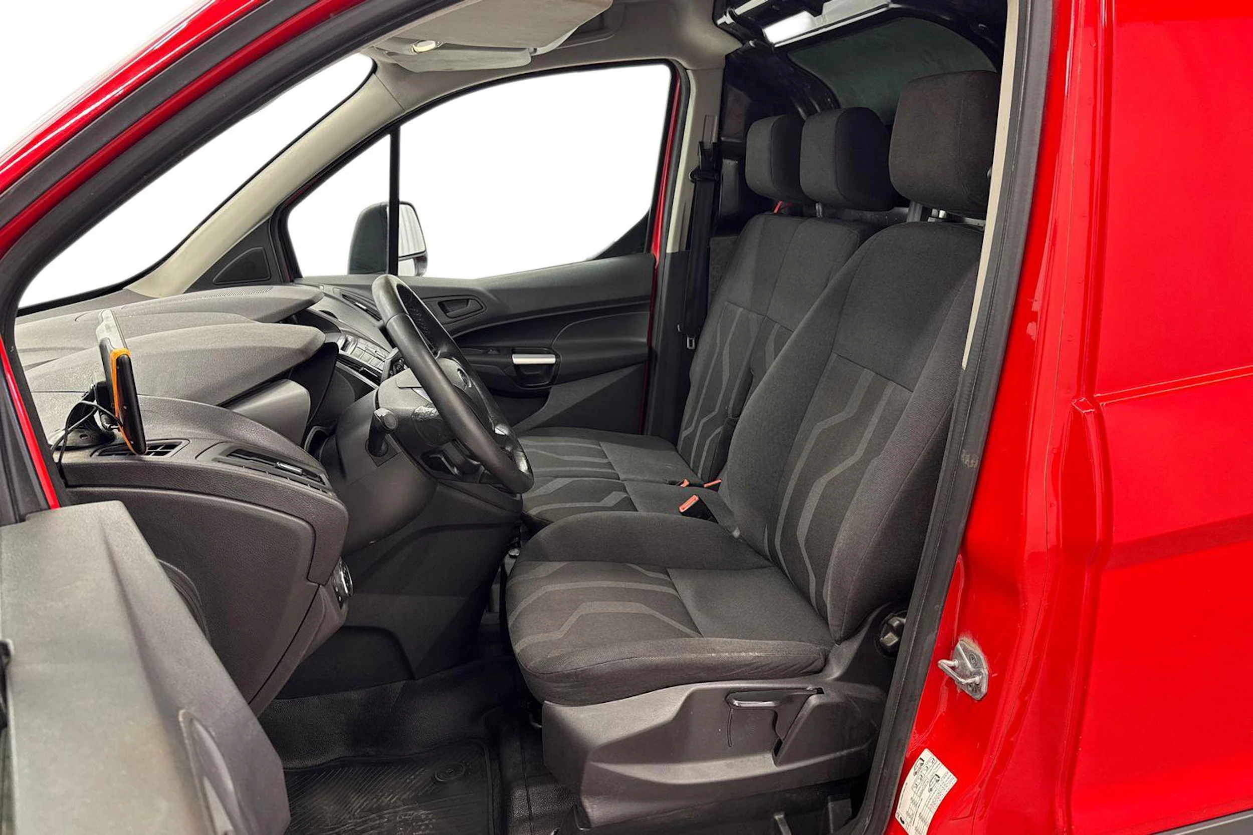 punainen Ford Transit Connect 2015 kuva 8.