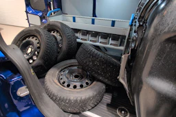 Sininen Ford Transit Connect 2015 kuva 21.
