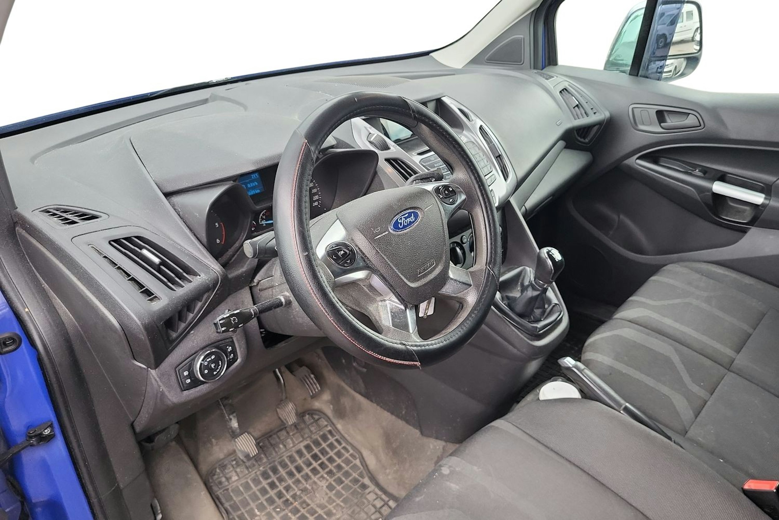 Sininen Ford Transit Connect 2015 kuva 3.