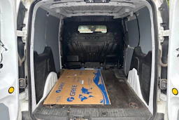 valkoinen Ford Transit Connect 2016 kuva 15.