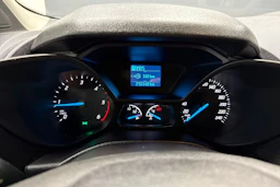 valkoinen Ford Transit Connect 2016 kuva 22.