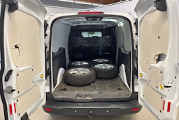 valkoinen Ford Transit Connect 2017 kuva 27.