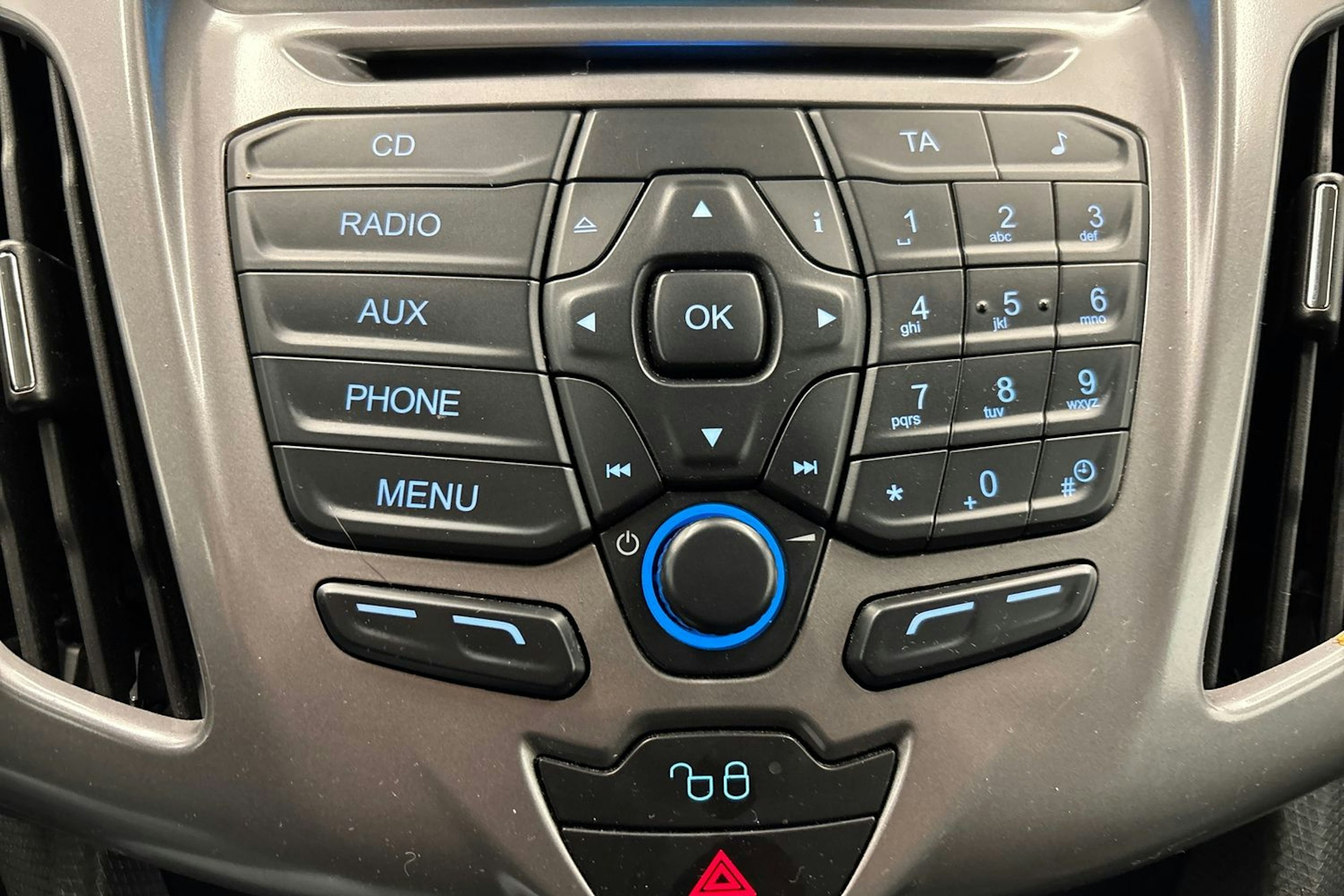 sininen Ford Transit Connect 2017 kuva 17.