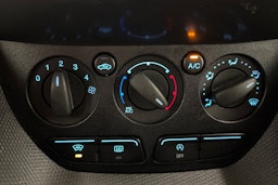 sininen Ford Transit Connect 2017 kuva 18.