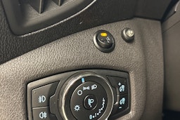 valkoinen Ford Transit Connect 2017 kuva 23.