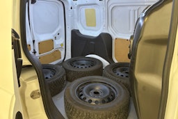 valkoinen Ford Transit Connect 2017 kuva 25.