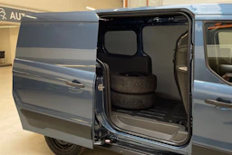 sininen Ford Transit Connect 2018 kuva 12.