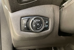 valkoinen Ford Transit Connect 2018 kuva 16.