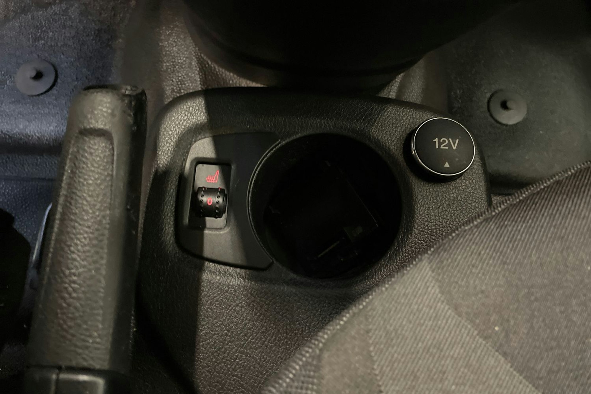 valkoinen Ford Transit Connect 2018 kuva 20.