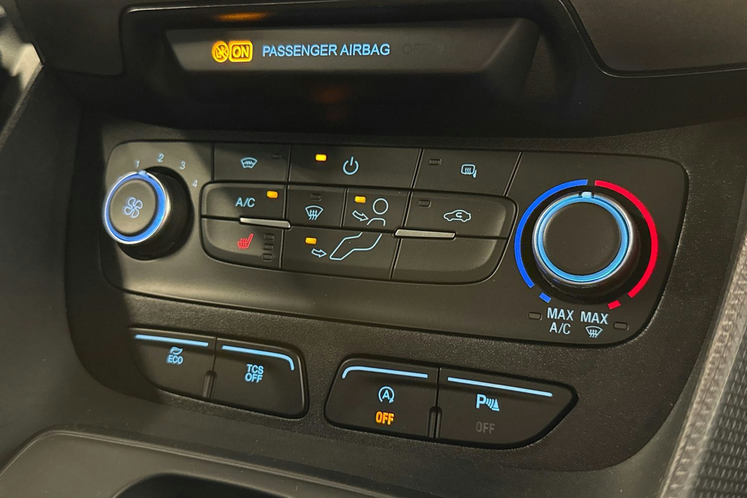 musta Ford Transit Connect 2019 kuva 22.