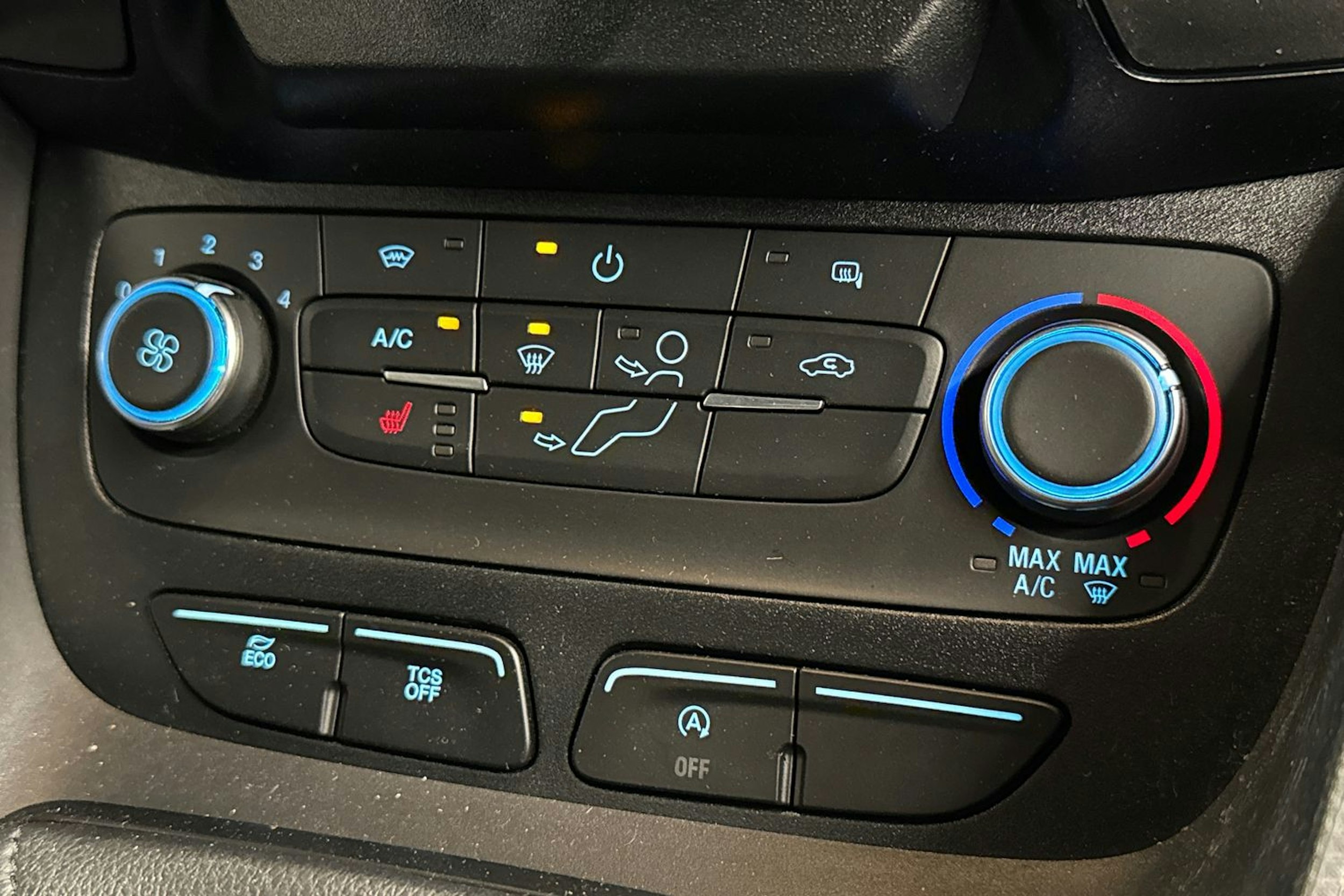 sininen Ford Transit Connect 2020 kuva 17.