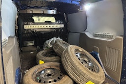 sininen Ford Transit Connect 2020 kuva 20.